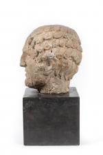 Catalogne ?, XIV/XVe siècle
Tête d'homme 

en pierre calcaire sculptée en...